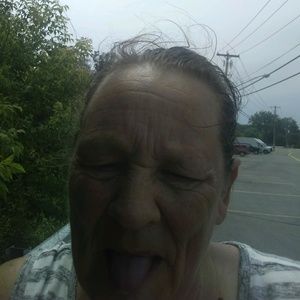 Meet your Posher, Bernardine